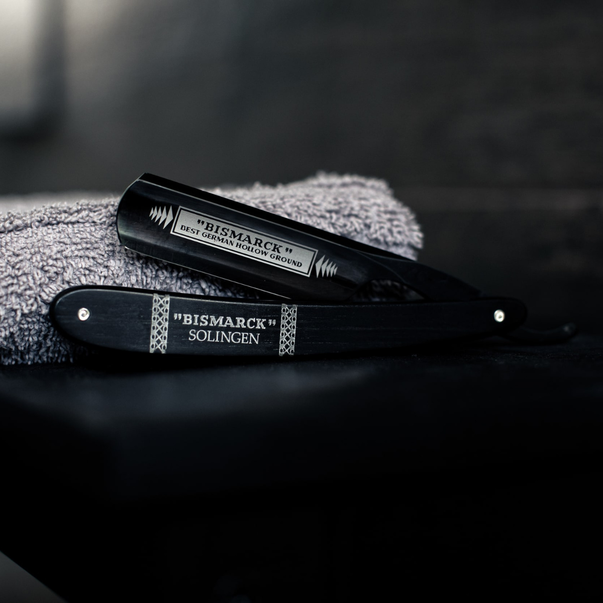 Dovo Bismarck 26830 Straight Razor 6/8" Round Point Ebony Wood Handle Carbon Steel