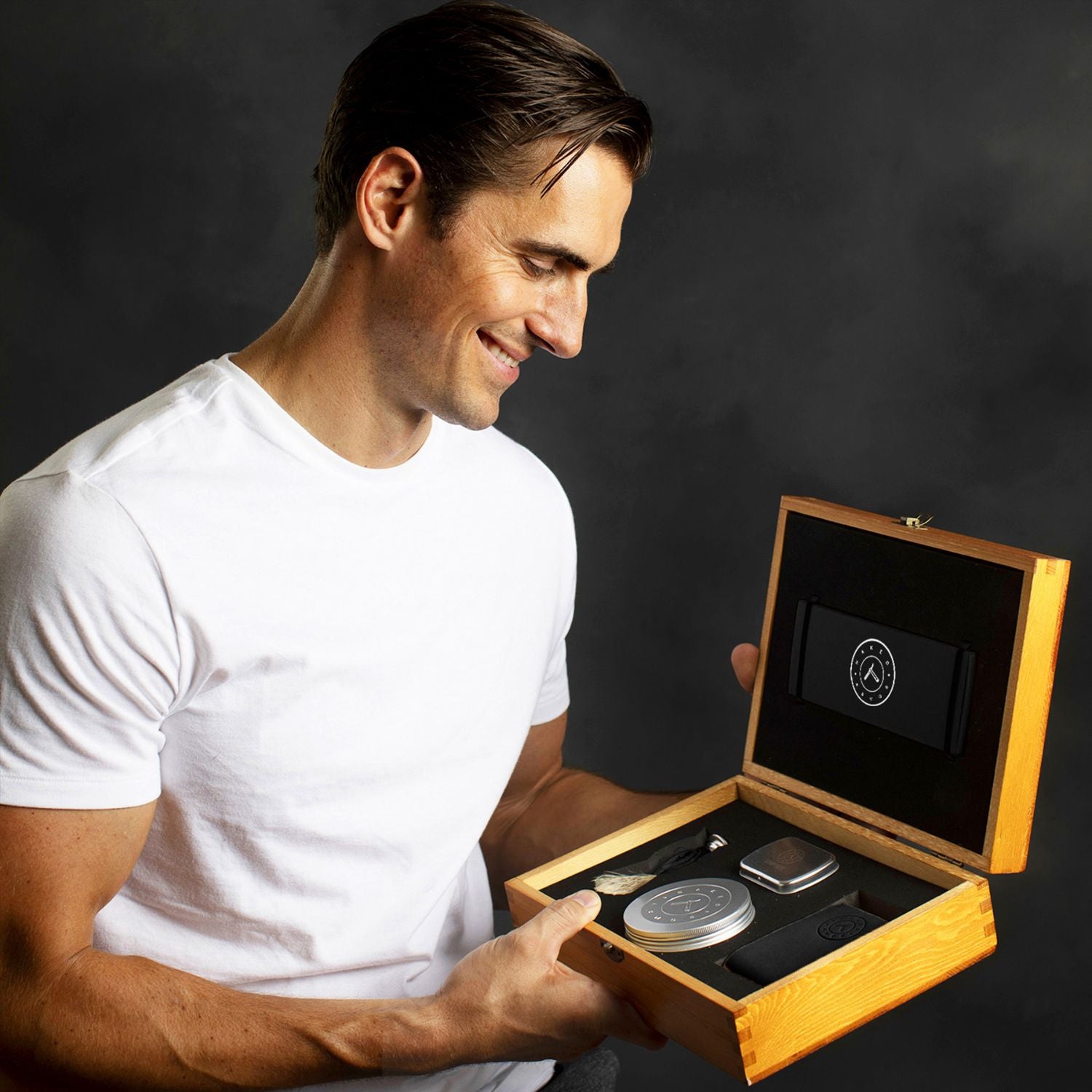 Naked Armor Solomon 7 Piece Straight Razor Kit 7/8 Black