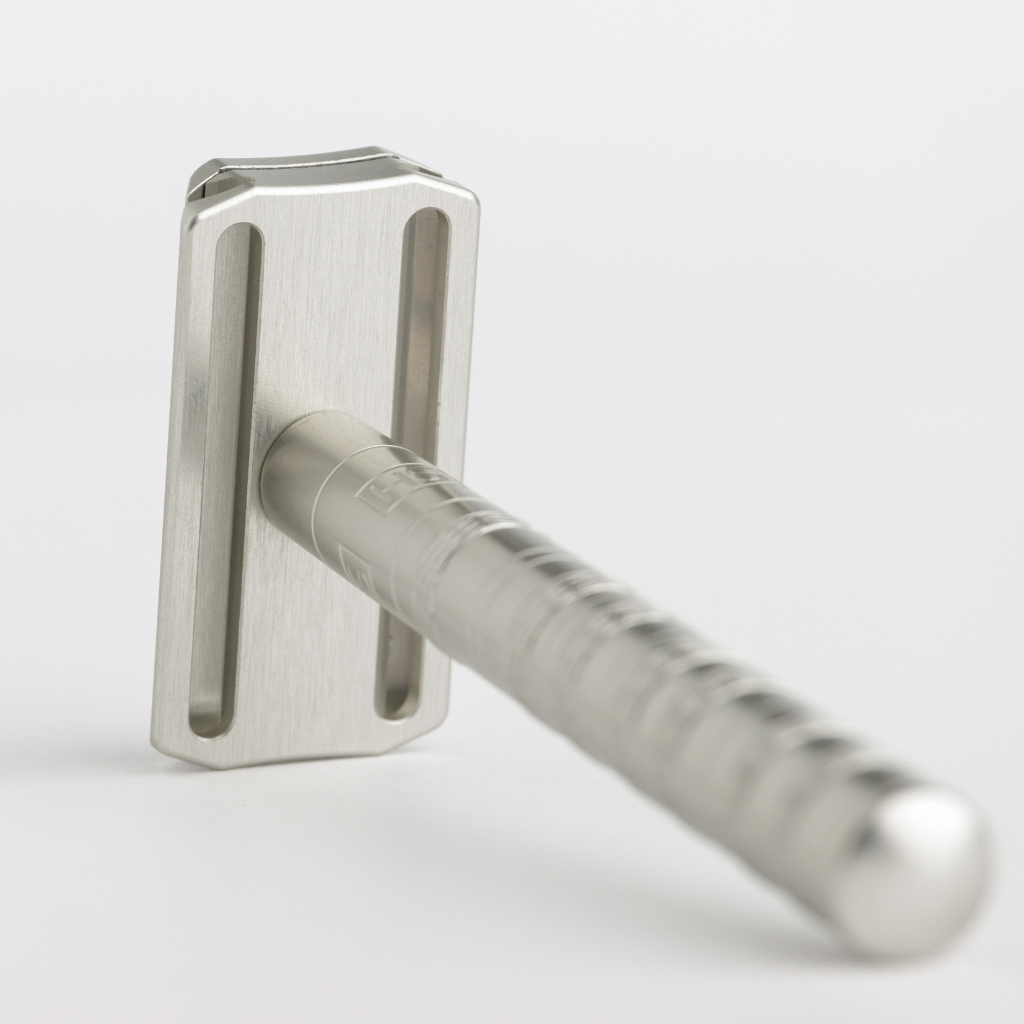 Henson Aluminum AL13 Mild Safety Razor.